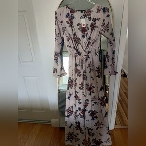 Haute Monde | floral Long sleeves Jumpsuit |Size S| NWT.